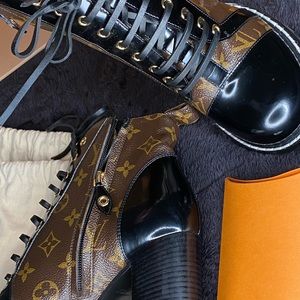 Louis Vuitton STAR Trail Ankle Boot ✨
